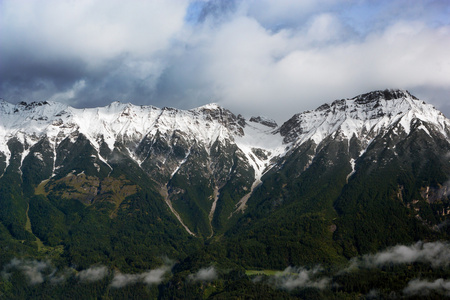 阿尔卑斯山