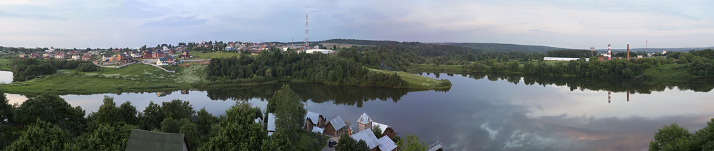 ptitsegradsky 池塘的全景。埃大