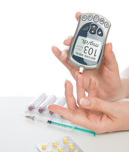 糖尿病病人测量血糖水平的血液测试
