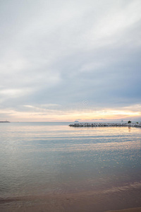 海滩日落景色