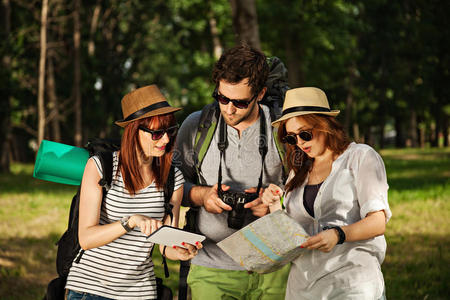 三游客观光自然照片