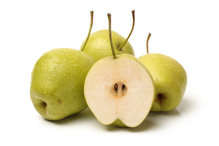 在白色背景上孤立的美味梨照片