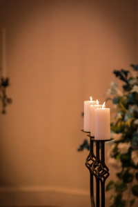 在教会里的老蜡烛