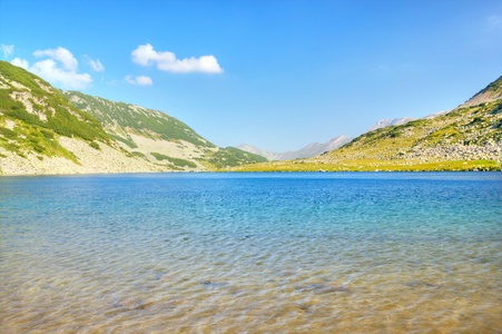 山与湖风景