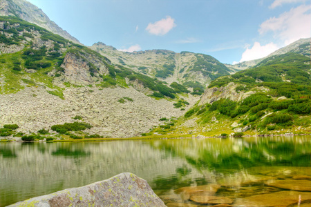 山与湖风景