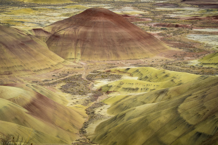 沙漠的形状和颜色，画的小山，俄勒冈州
