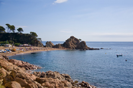 mar 在海岸 de mar menuda 海滩。加泰罗尼亚地区，布拉瓦海岸西班牙