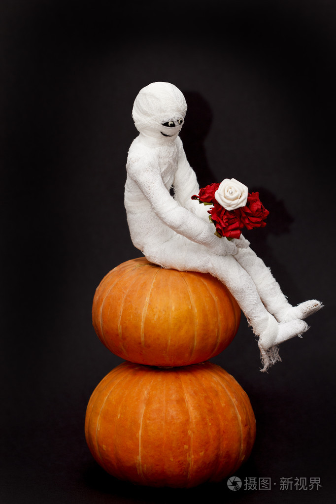 木乃伊和万圣节聚会