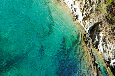 在希腊，萨索斯岛的石滩