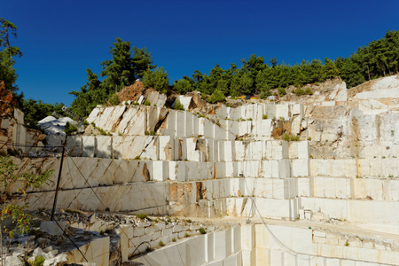 萨索斯岛白色大理石采石场