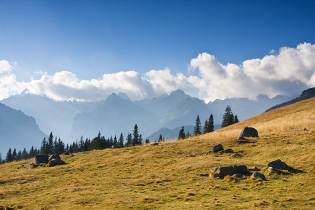 山风景，特拉波兰