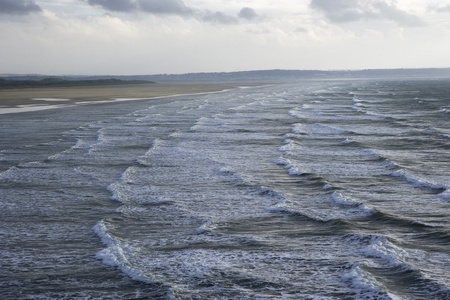 海滩上的海浪