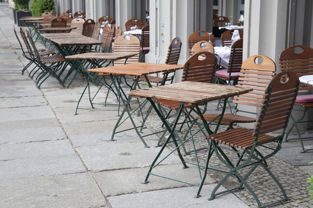 咖啡馆露台桌椅 柏林