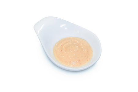 日本的蛋黄酱沙司在一个白色的碗里
