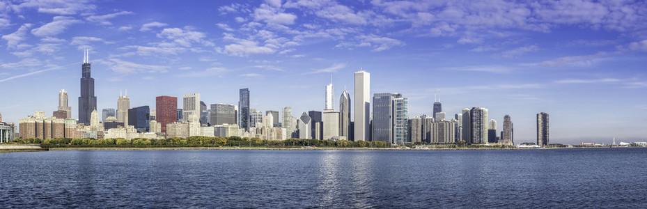 市中心的芝加哥早晨全景