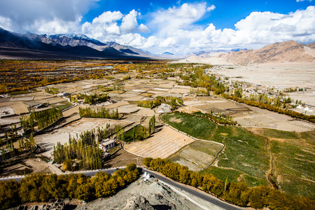 在印度喜马拉雅山 喜马偕尔邦 印度拉达克