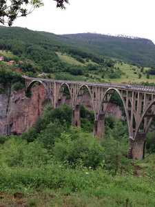 旧大桥在 durdevica