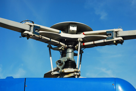 直升机旋翼照片