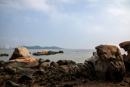 珠海市广东路海滨内衬的摇滚乐迷