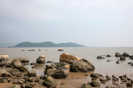 珠海市广东路海滨内衬的摇滚乐迷