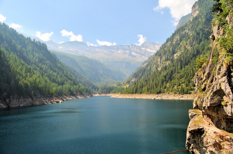 高山湖泊