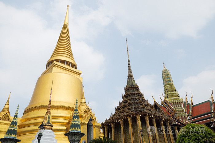 寺庙，寺庙的玉佛寺和泰国国王的家。扫管笏 phra 缴是曼谷最有名的旅游景点之一，它始建于 1782 年在曼谷，泰国