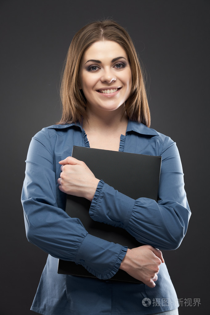 露齿的微笑年轻银行女职员