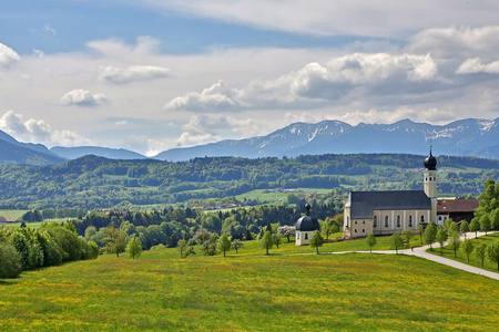 教会和巴伐利亚阿尔卑斯山