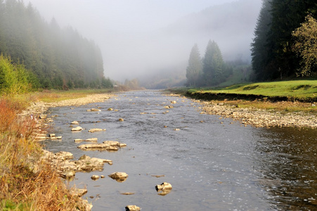 山区河流