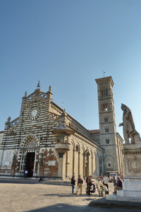 广场 del duomo，普拉托，意大利的托斯卡纳，