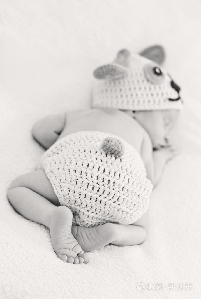 可爱新生婴儿睡觉