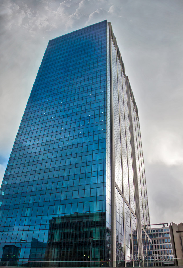 在鹿特丹荷兰的摩天大楼现场