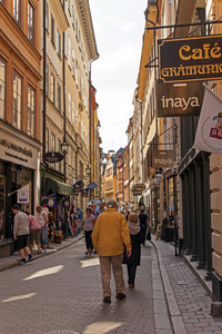 斯德哥尔摩。对岛内的格姆拉老城狭窄的街道上斯坦