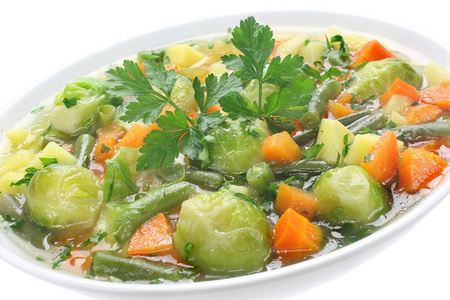 美味的汤，以新鲜的蔬菜