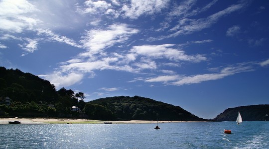 北沙在德文郡 salcombe 河口照片