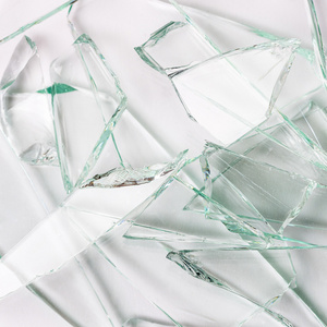 glassbreak 玻璃裂纹损伤保险碎片碎片盗窃防盗事故