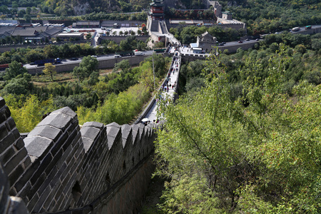 中国的长城，北京北部风景最美的部分之一的视图