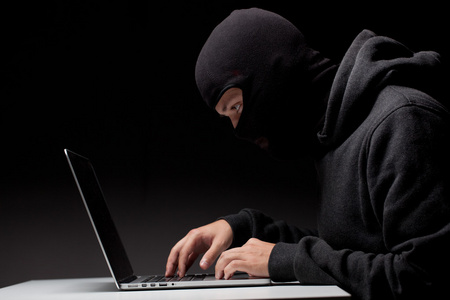 电脑黑客在巴拉克拉瓦照片