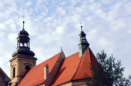 修道院教堂的塔