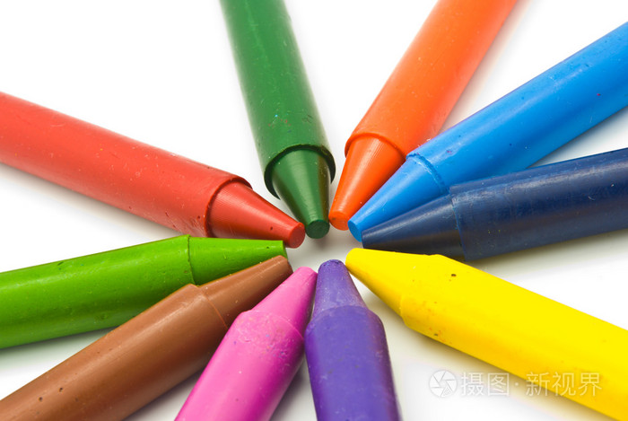 在白色背景上的蜡蜡笔