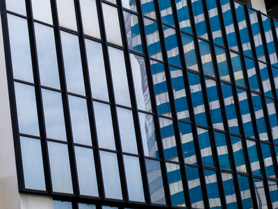 城市建筑玻璃橱窗图片