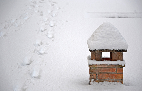 烟囱下大雪