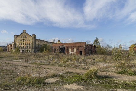 废弃的工厂，经济的危机的一个象征