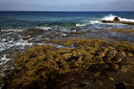 岩石材天空云海滩水西班牙兰萨罗特岛