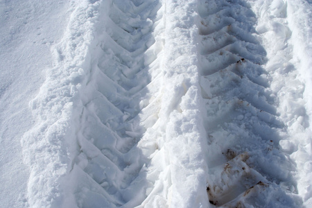 跟踪上雪