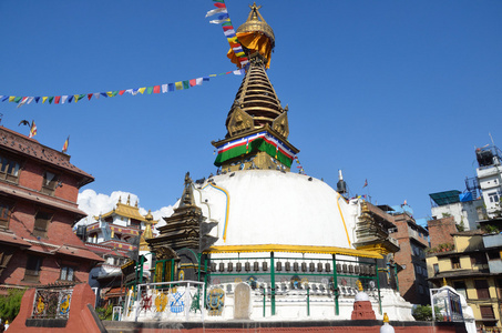 尼泊尔，加德满都，古代佛教佛塔在历史中心的意见