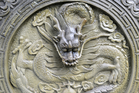中国石材龙雕像