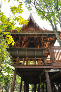 古代木泰国风格的房子