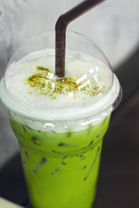 酸奶绿茶图片
