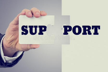 两个有单词support的拼图